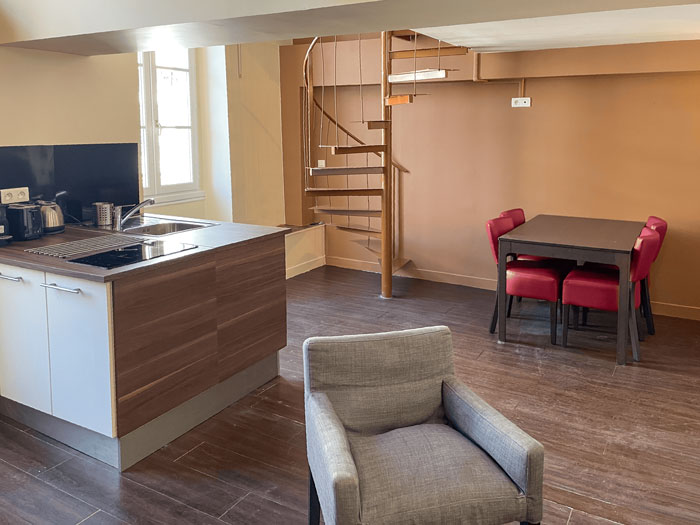 Loft 2 - Cuisine et coin repas