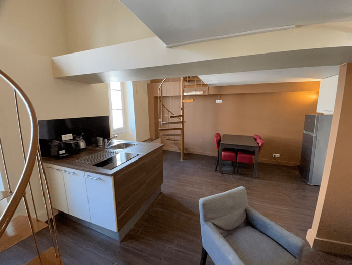 Loft 2 - Cuisine et coin repas