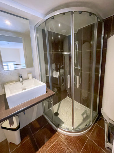 Loft 2 - Salle de Bains 01